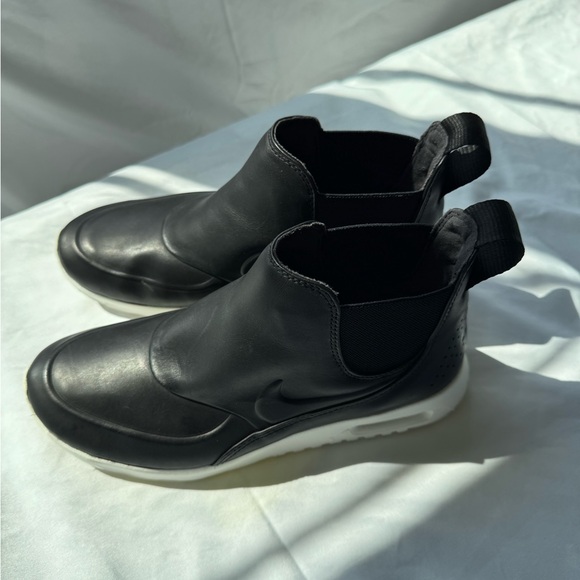 Today Sale ‼️ NIKE Black Slip-On Unisex Sneakers - Picture 4 of 9